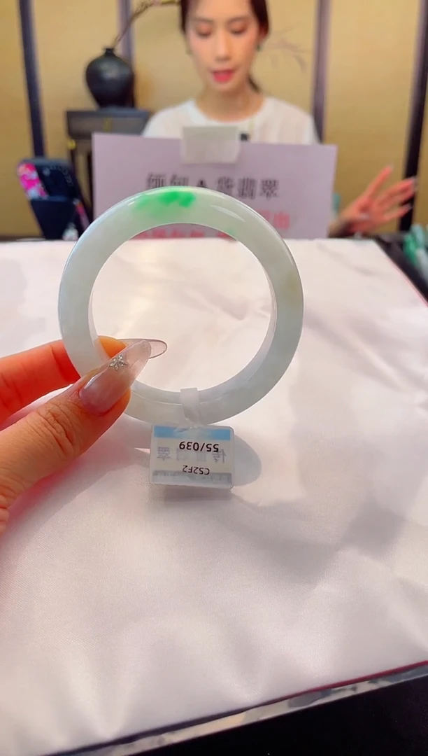 未镶嵌手镯翡翠退货标签需完好-039