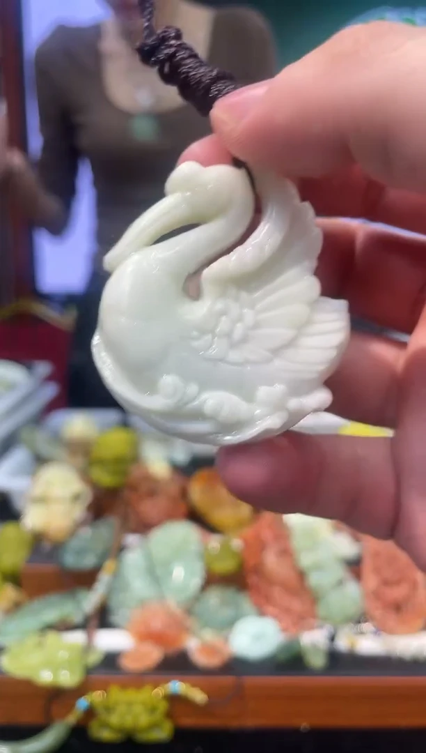 【闪购商品】岫玉吊坠未镶嵌·