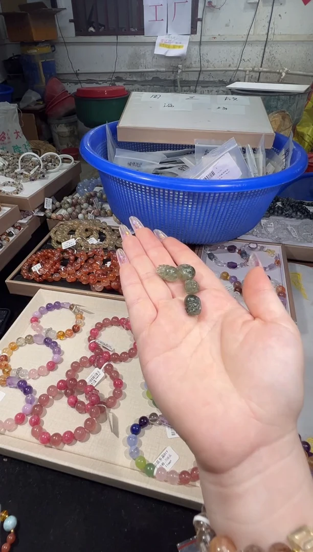 未镶嵌珠宝半成品水晶绿发晶貔貅（不带证书默认微瑕）多样性发其一