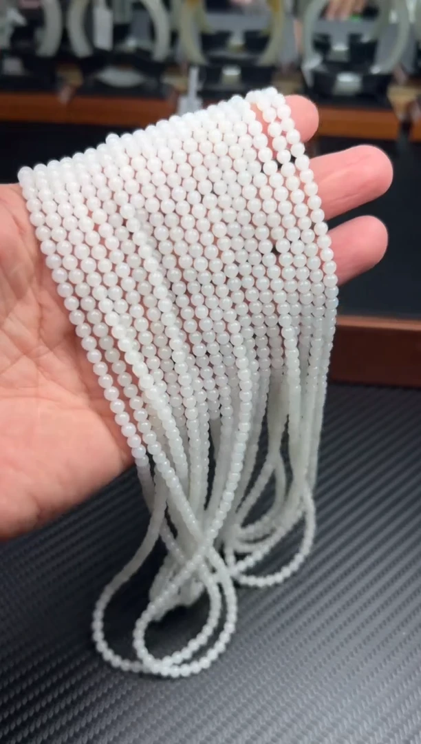 项链未镶嵌和田玉且末微色差米达卡4长链多样性发货拍一发一