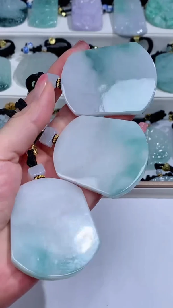 翡翠未镶嵌颈饰吊坠团购多样性发一件