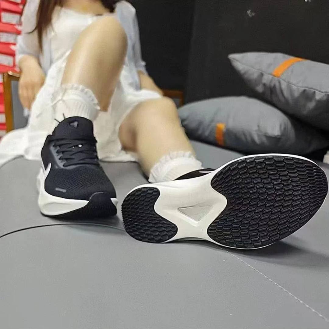 【运费险】断码时尚百搭透气潮鞋男女情侣款耐磨运动鞋J