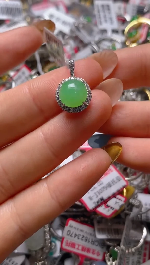 银S925镶嵌戒指翡翠百内无证书