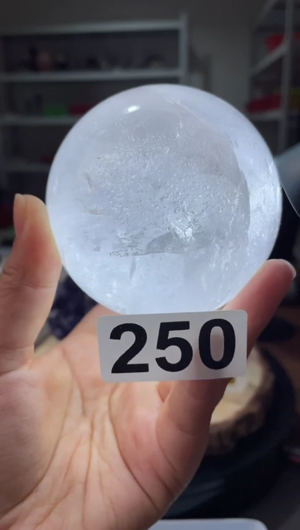 未镶嵌水晶大型摆件（非配饰）白水晶球250
