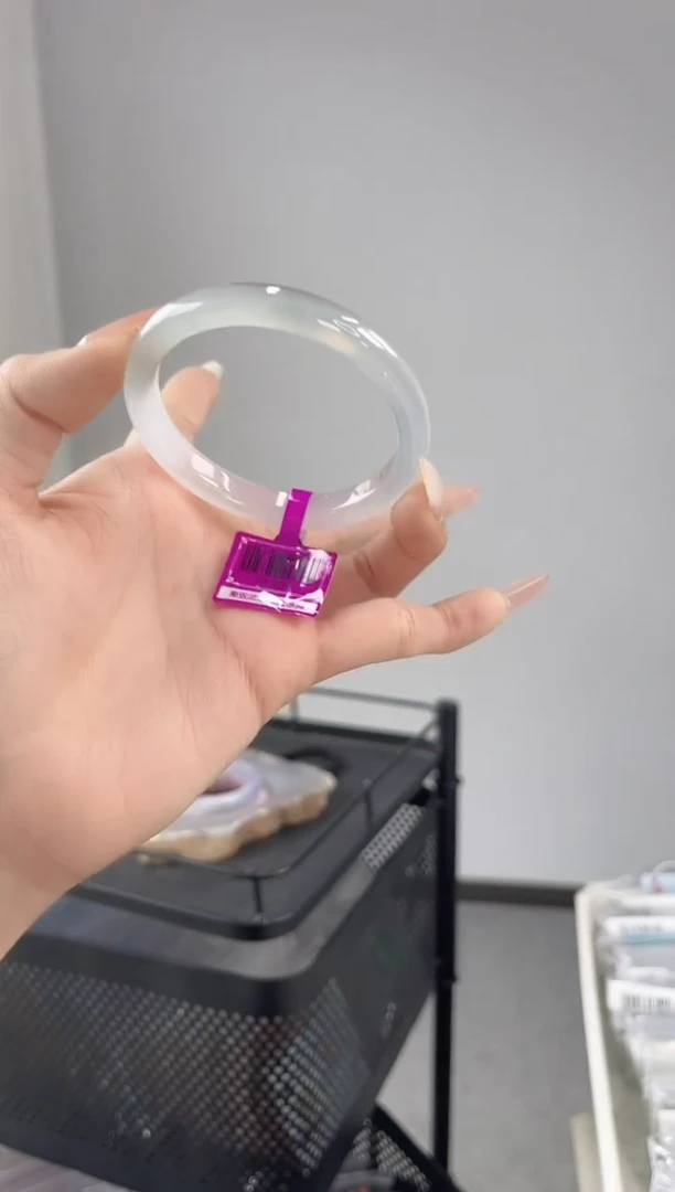 【闪购商品】玛瑙/玉髓手镯未镶嵌53-54圈