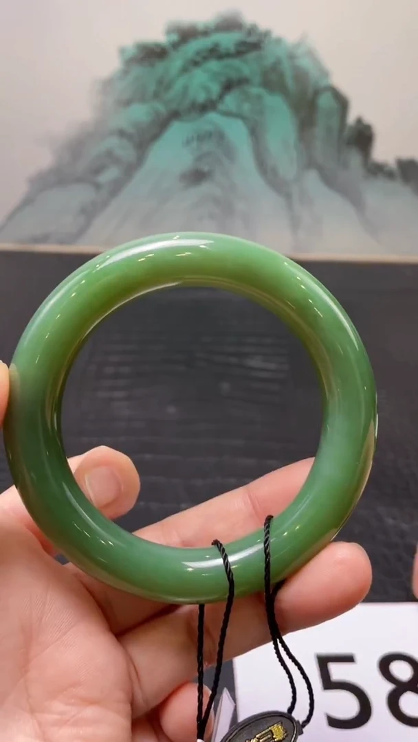 未镶嵌手镯和田玉（碧玉）一**缘58