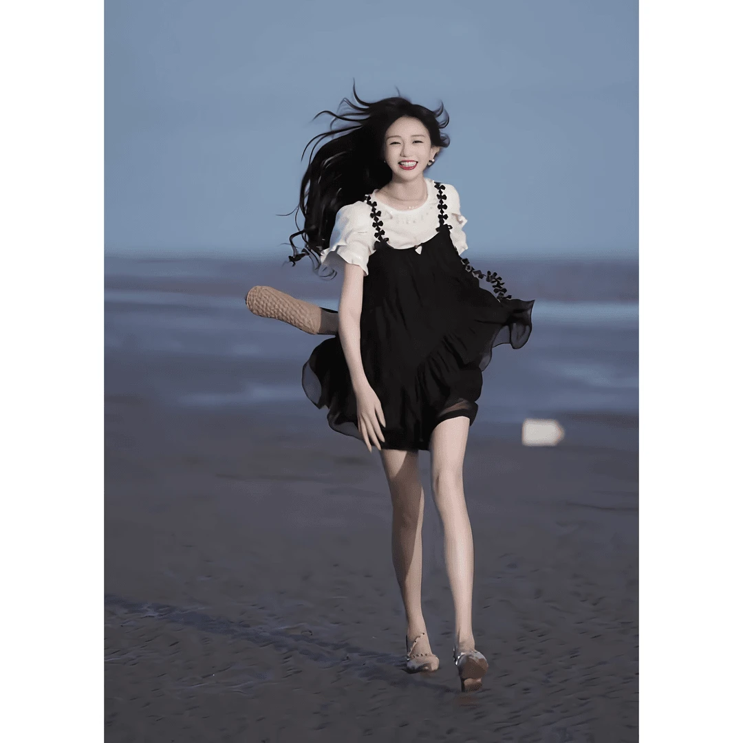 2025夏季新款一整套女装韩系穿搭氛围感独特T恤吊带裙短裤三件套