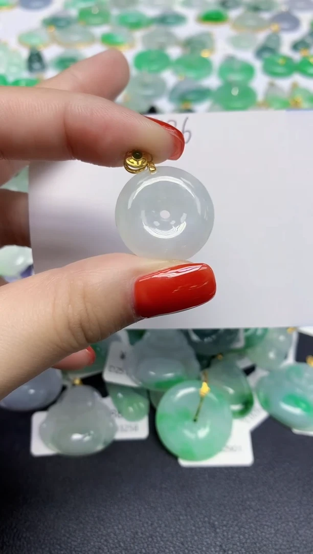 颈饰未镶嵌翡翠天然缅甸翡翠A货翡翠百元以上9元证书费自理