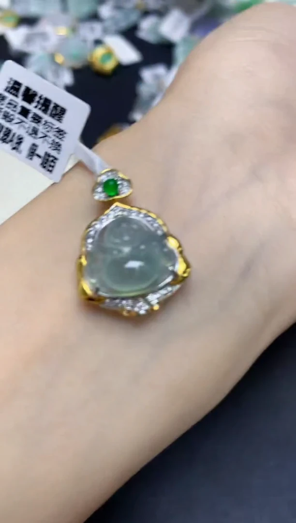 颈饰未镶嵌翡翠天然缅甸翡翠A货多样性发一件
