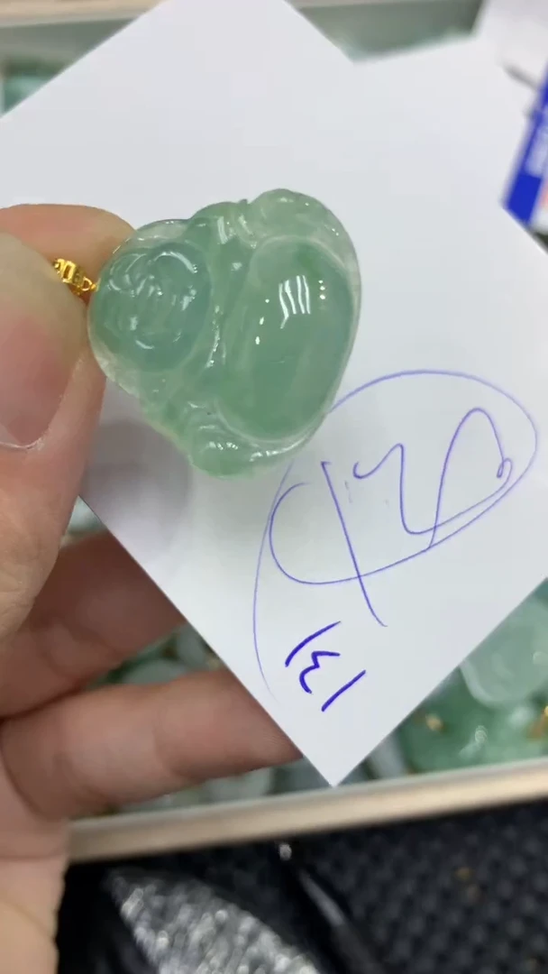 颈饰18K金镶嵌翡翠缅甸A货翡翠