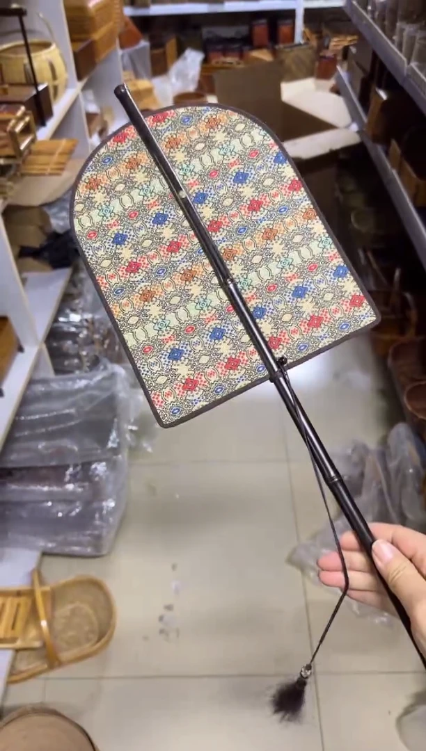 【闪购商品】闪购商品特价扇子一个