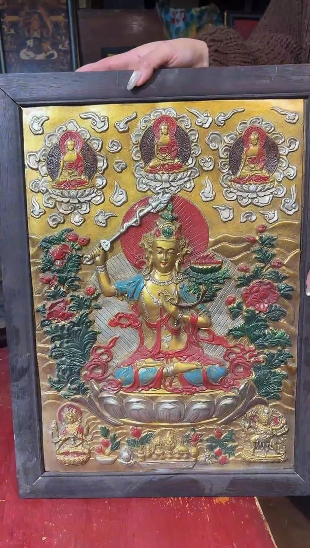 卷轴画龙妹的唐卡tk16
