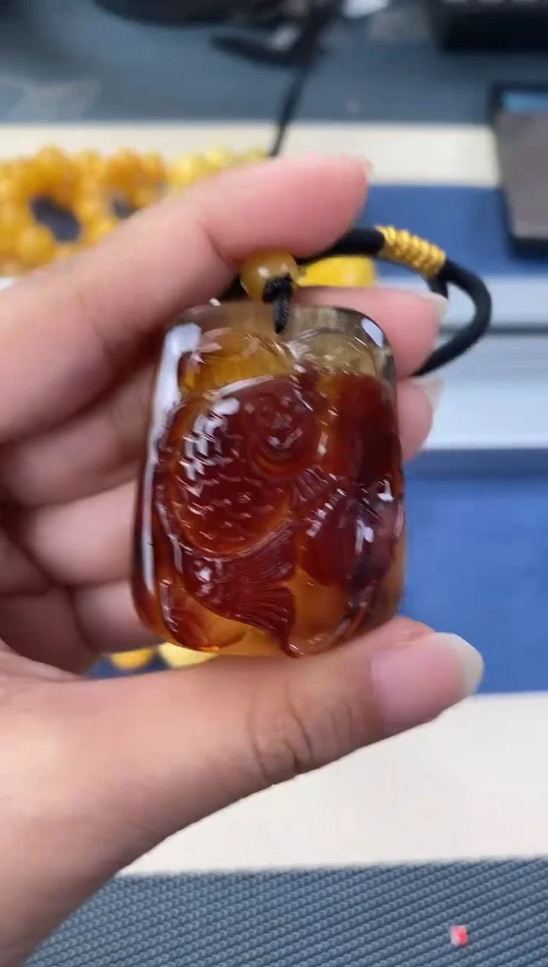 未镶嵌琥珀裸石天然琥珀蜜蜡