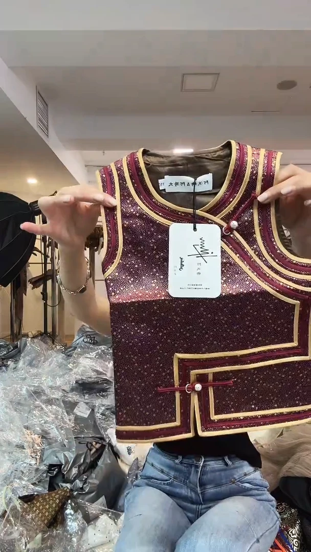 儿童        马甲      110码