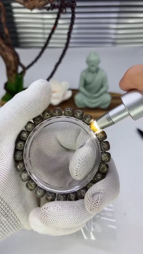 星月菩提手串墨冰