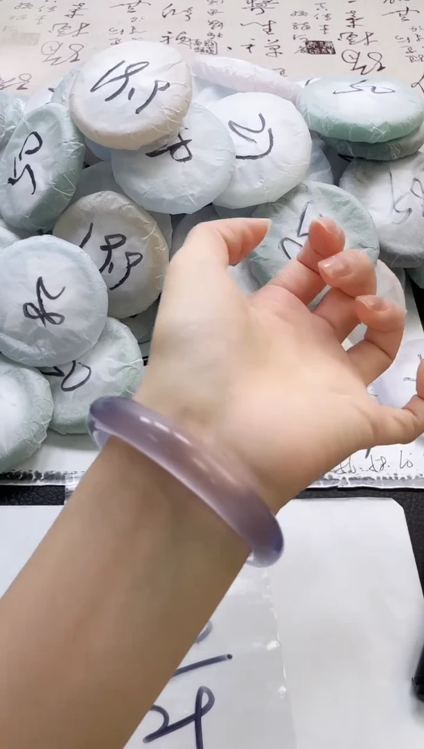 未镶嵌手镯石英质玉219-60