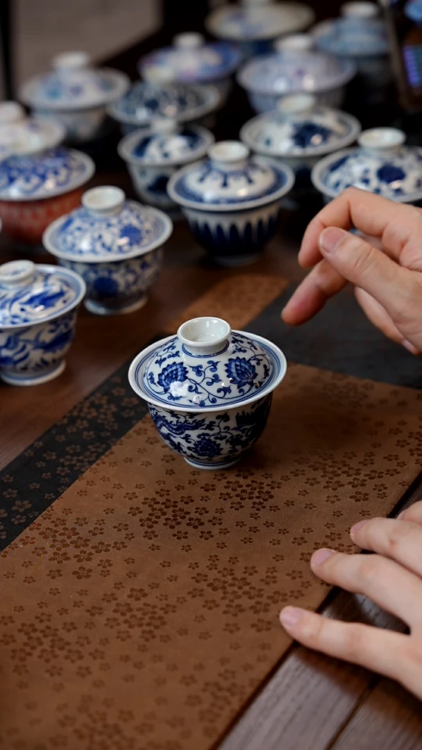 【闪购商品】120缠枝龙盖碗1111111111