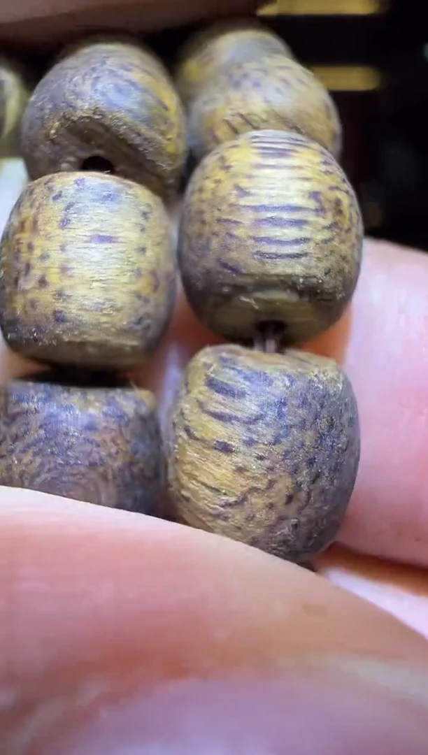 沉香沉香碎屑710号透顶绿06鼓珠多圈碎屑香粉多样性发一18