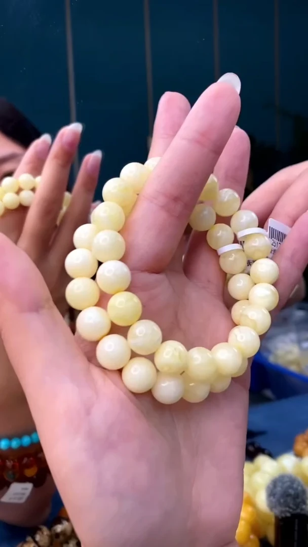 裸石琥珀未镶嵌1/2多样性发其一6