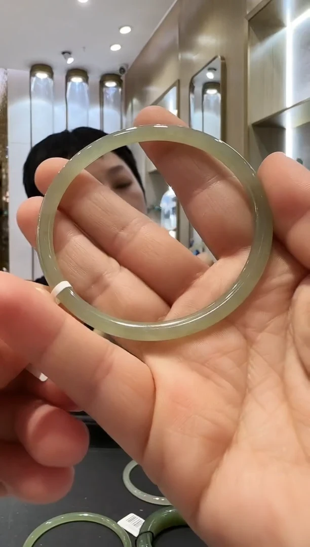 未镶嵌手镯和田玉【84】 58mm