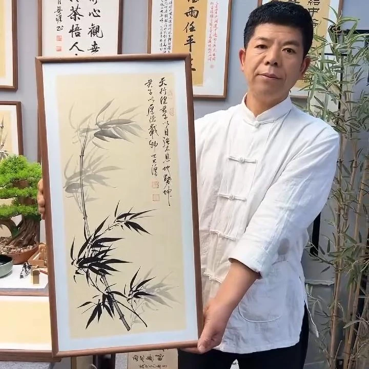 张富民作品/天行健（竖款浅色宣）36*70cm左右/实木框