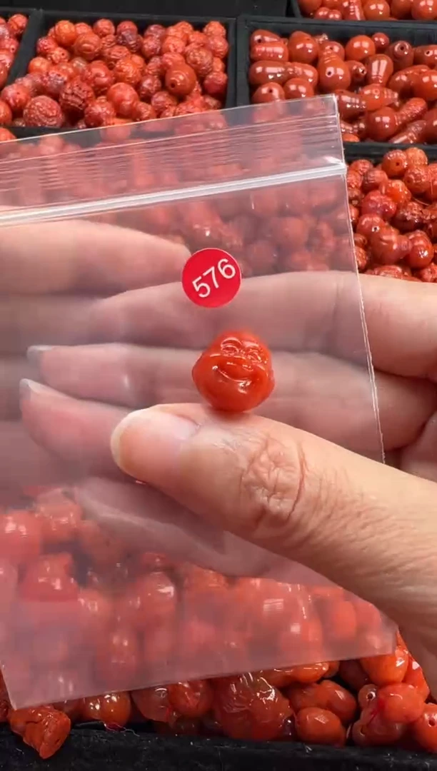 颈饰未镶嵌南红玛瑙1