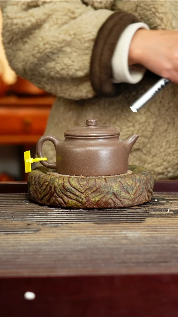 宜兴原矿紫砂壶茶壶宜兴原矿紫砂壶茶壶150C