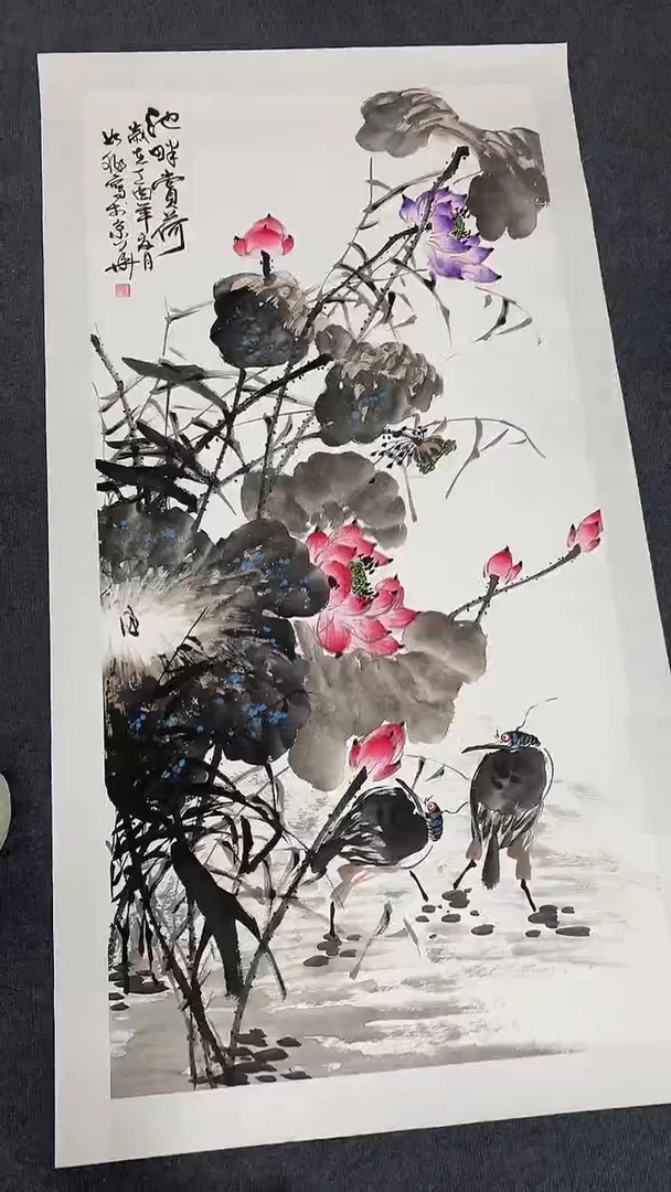 竖款精品四尺花鸟荷花，