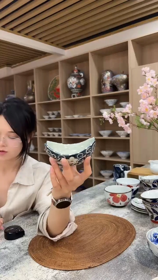 搪瓷唐草桔梗 舟型小鉢唐草桔梗 舟型小鉢