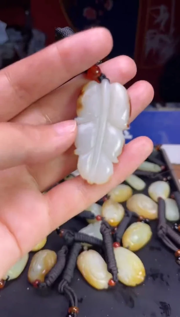 颈饰未镶嵌和田玉123