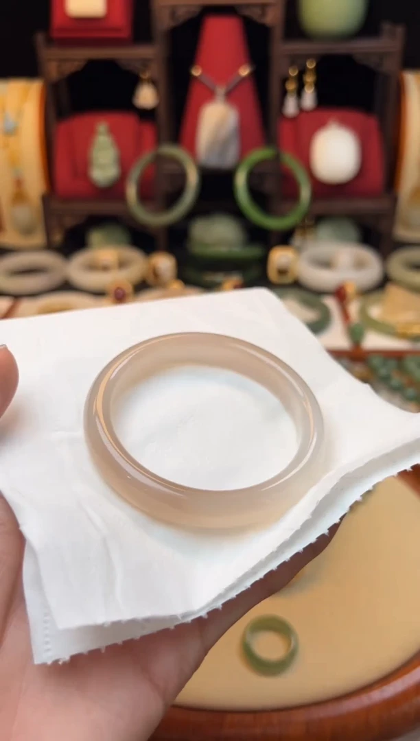 【闪购商品】玛瑙/玉髓手镯未镶嵌56