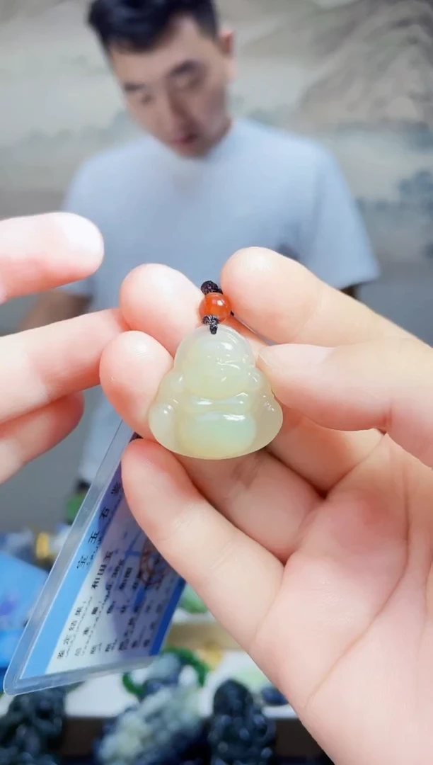 和田玉未镶嵌颈饰1