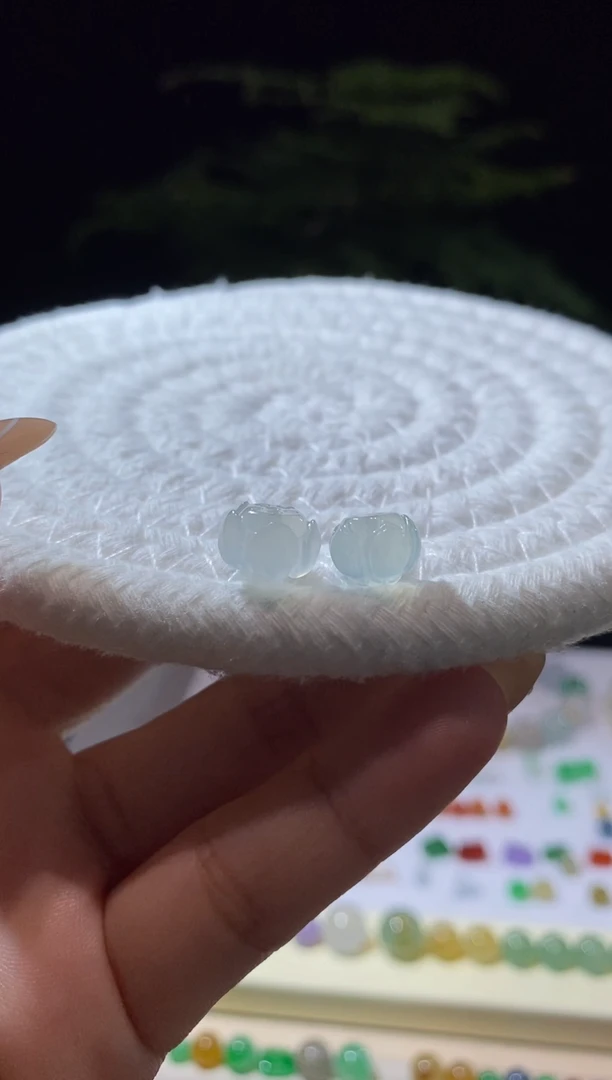 未镶嵌定制翡翠莲花珠多样性发货一个    980+98