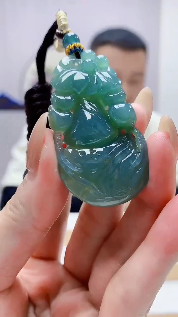 未镶嵌定制翡翠4898MM-毛货挂件86