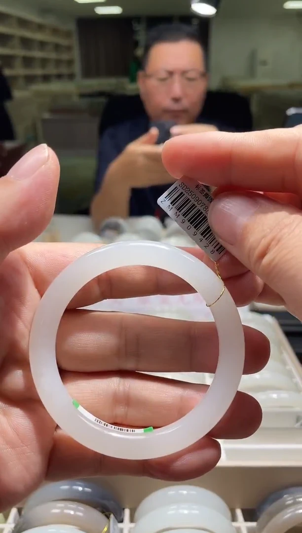 未镶嵌手镯和田玉56-57圈口 9428