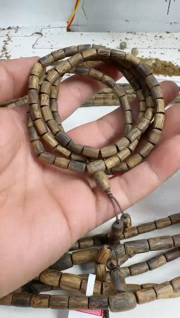 【闪购商品】沉香手串乌身树心15克