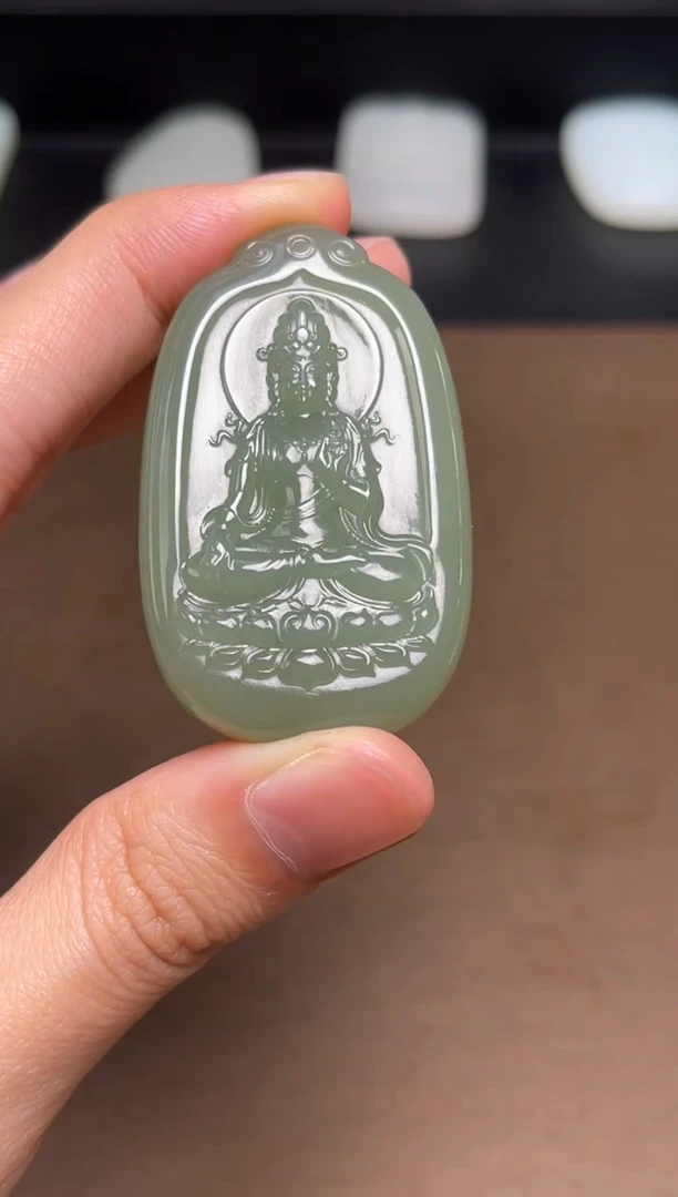 颈饰未镶嵌和田玉40
