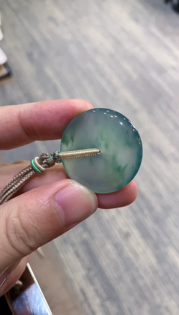 颈饰未镶嵌翡翠天然A货翡翠