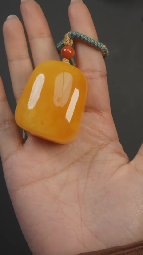 【闪购商品】蜜蜡裸石未镶嵌680905043