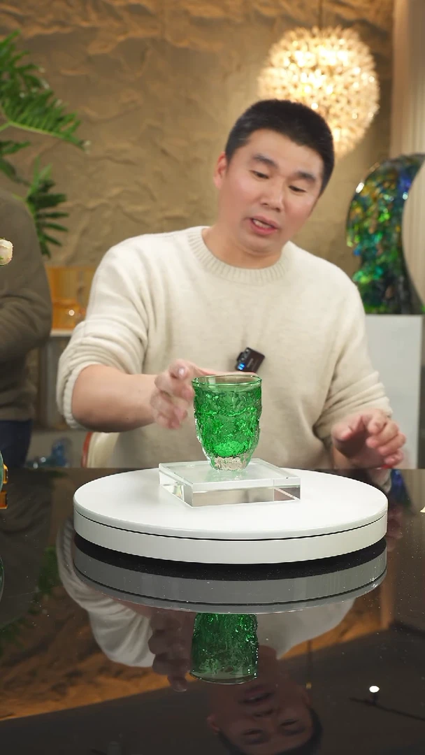 【闪购商品】摆件设计款绿色水杯