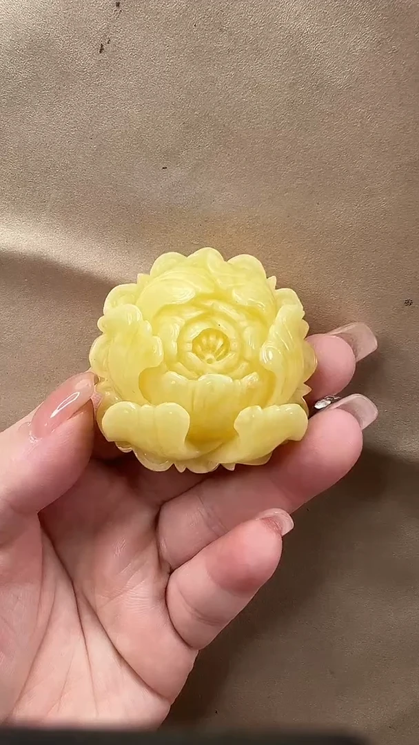 琥珀颈饰未镶嵌吊坠