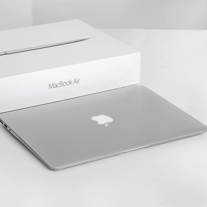 9新 Apple/苹果 MacBookAir 13.3寸超薄便携刀锋办公学习娱乐