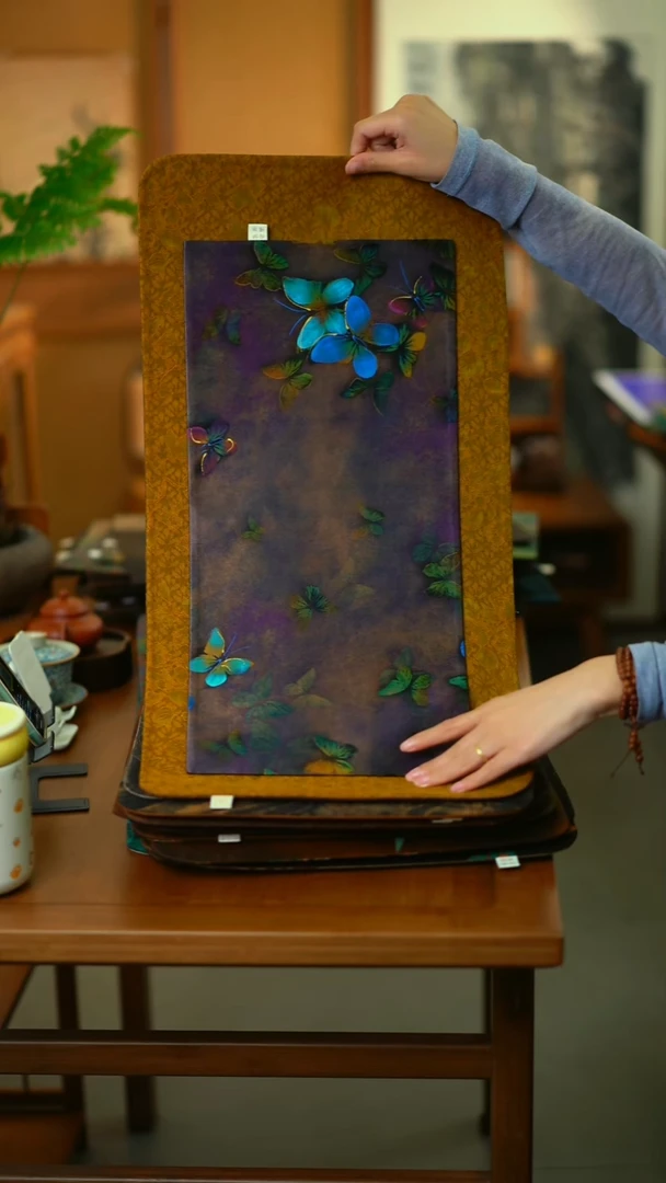 大秋香加小蝴蝶