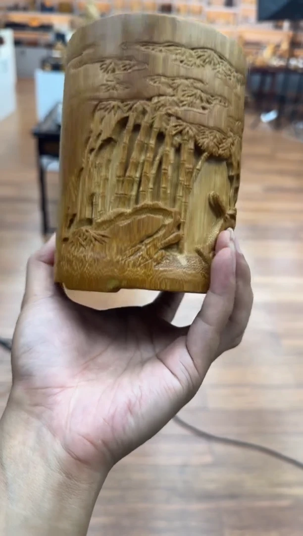 竹手工竹鹿笔筒茶筒