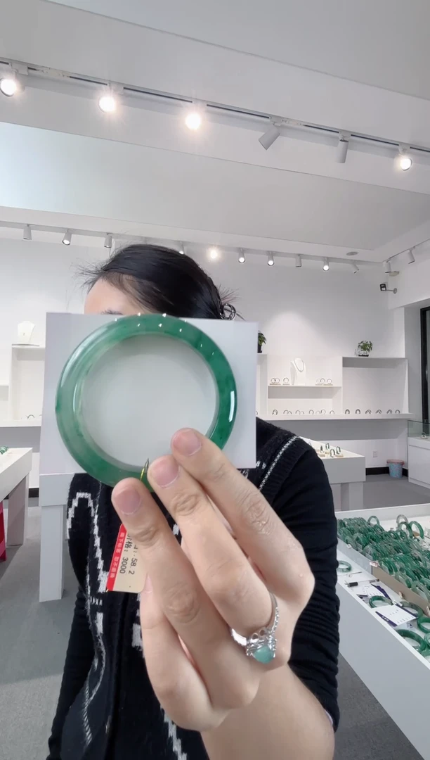 未镶嵌手镯石英质玉106