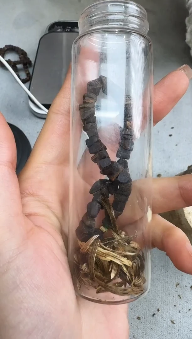 沉香沉香碎屑0605沉水碎银子静静沉香甄选多样性发一