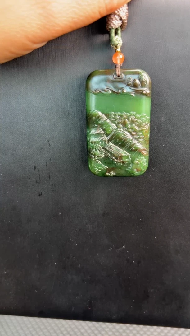 【闪购商品】和田玉颈饰未镶嵌山水牌