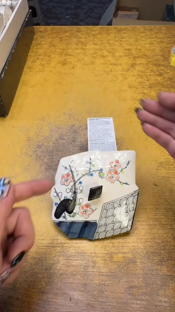 瓷器瓷器瑕疵破破41优碗