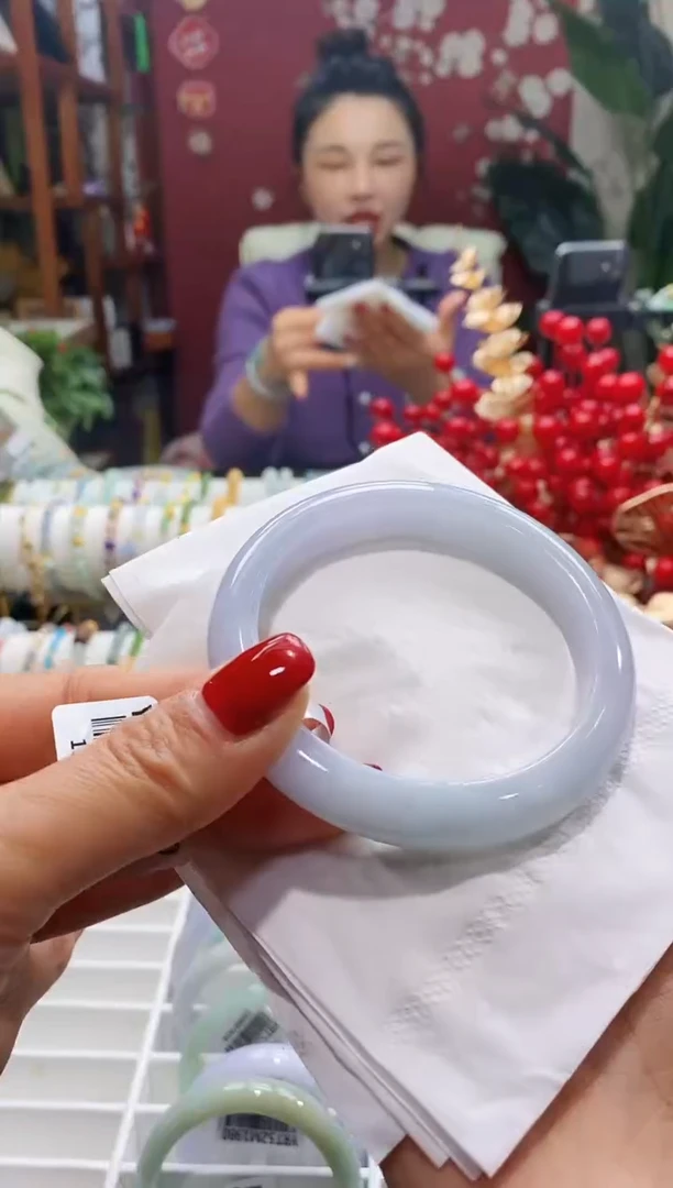 【闪购商品】翡翠手镯未镶嵌50圈口56-58/11.3*8.4