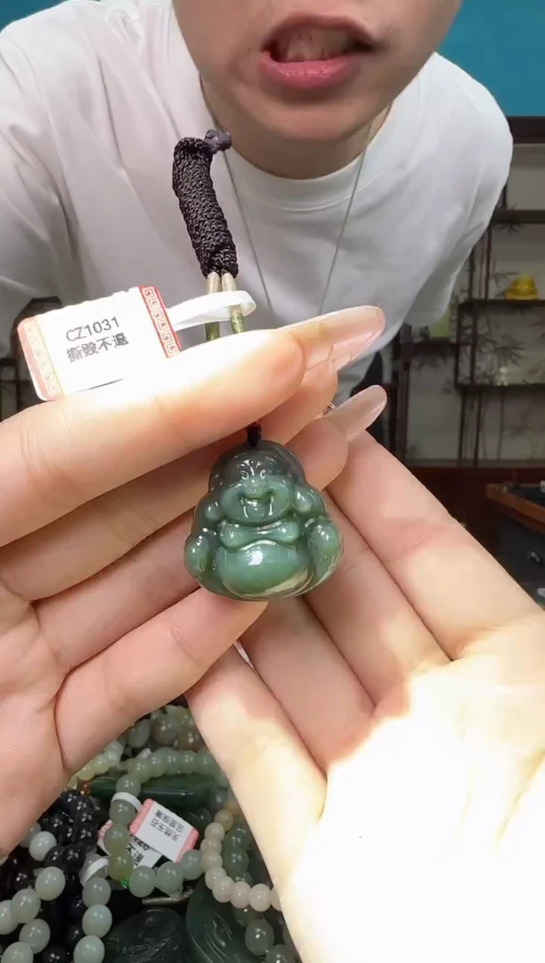 颈饰未镶嵌和田玉多样性发一